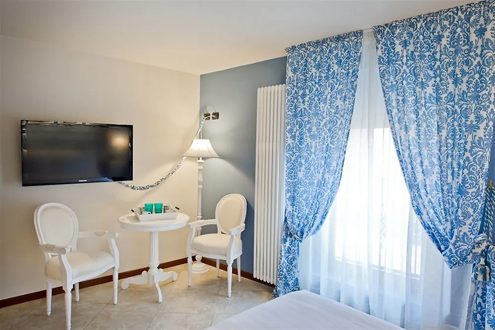 Residenza Giacomo Puccini Verona 3*,