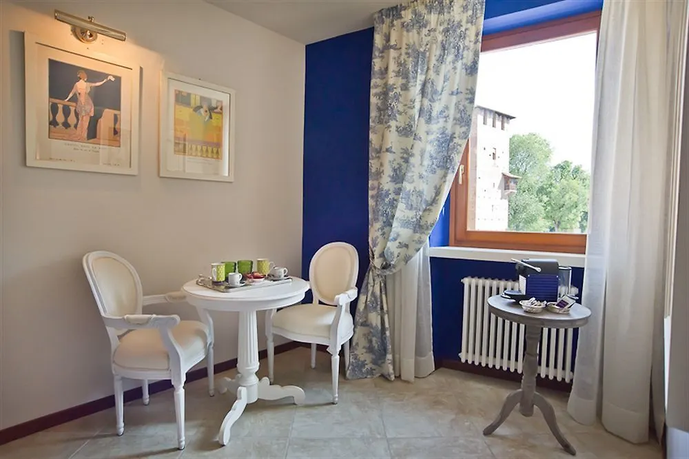 Residenza Giacomo Puccini Verona 3*,  Italy